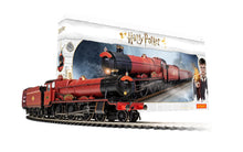 Load image into Gallery viewer, Hornby R1234M Harry Potter ‘Hogwarts Express' Train Set