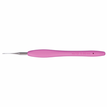 Load image into Gallery viewer, Clover Amour Crochet Hook - 6.0mm
