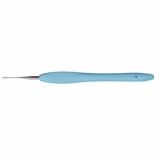 Load image into Gallery viewer, Clover Amour Crochet Hook - 0.75mm
